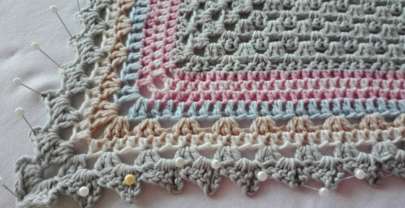 Como bloquear una prenda tejida en crochet o dos agujas.