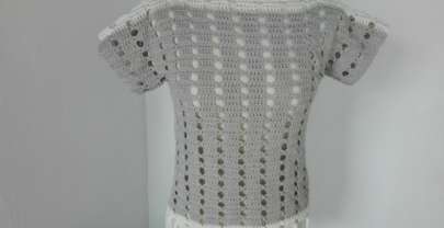 Blusa azalea en tonos gris y beige con flecos
