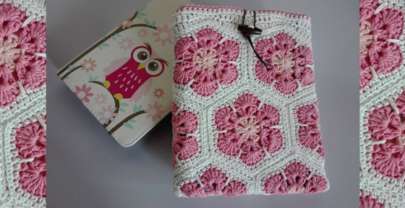 Funda para tablet, agenda o porta todo en flores africanas