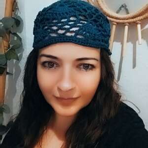 Bandana Gorro Boho Chic a Crochet – Hecho a Mano con Estilo Único